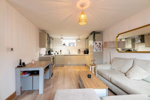 2 bedroom detached house for sale, Woodfield Park Drive, Leigh-On-Sea