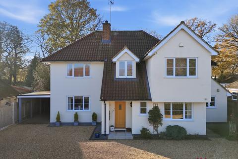 4 bedroom detached house for sale, Ingrave Road, Brentwood, CM13