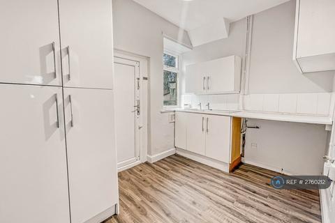1 bedroom terraced house to rent, Cog Lane, Burnley, BB11