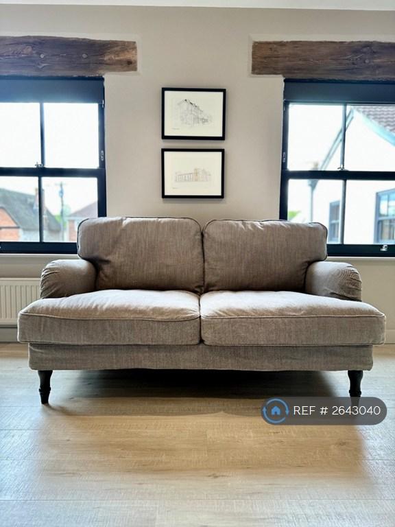 Comfortable Seating To Watch Tv