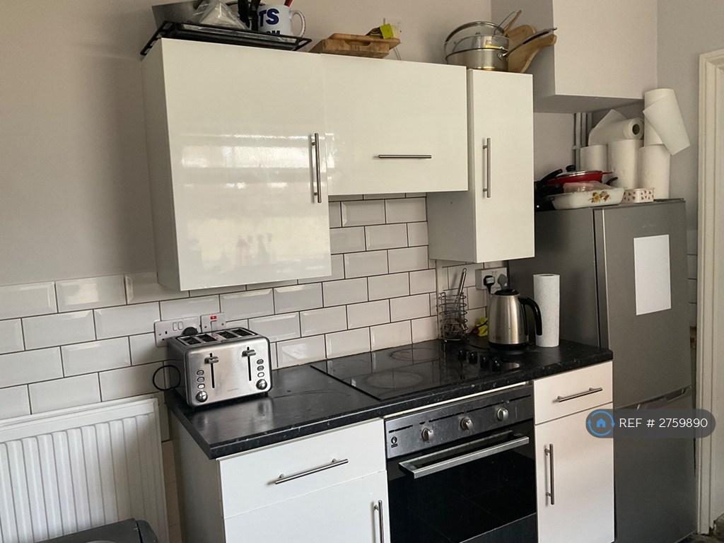 The Shared Kitchen