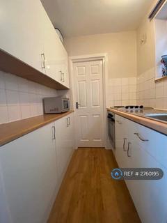 2 bedroom flat to rent, Guildford High Street, Guildford, GU1