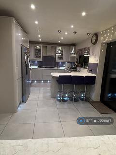 4 bedroom semi-detached house to rent, Beechwood Rise, Watford, WD24
