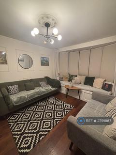 4 bedroom semi-detached house to rent, Beechwood Rise, Watford, WD24