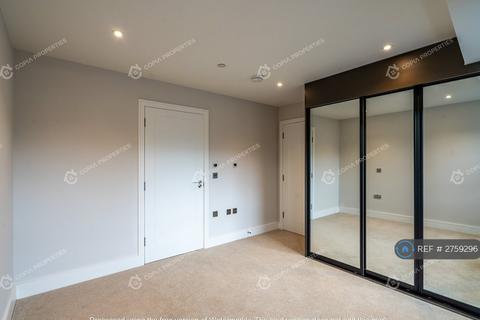 undefined, Cockfosters Road, London, EN4