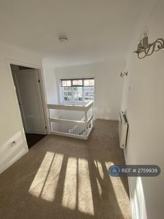 3 bedroom semi-detached house to rent, Church Street, Spalding, PE11