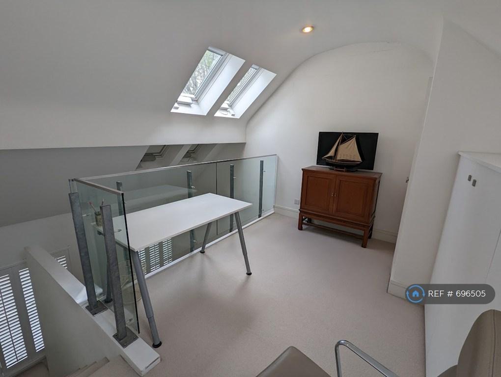 Office / Bedroom 2 Mezzanine Level