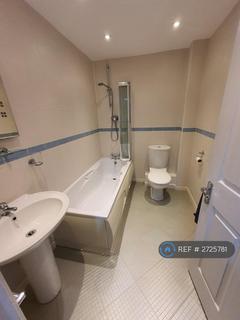 1 bedroom in a house share to rent, Flavius Way, Colchester, CO4