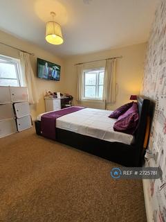 1 bedroom in a house share to rent, Flavius Way, Colchester, CO4