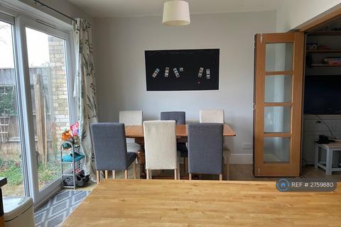 3 bedroom semi-detached house to rent, Davey Crescent, Great Shelford, Cambridge, CB22