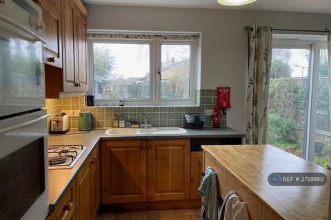3 bedroom semi-detached house to rent, Davey Crescent, Great Shelford, Cambridge, CB22