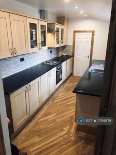 4 bedroom terraced house to rent, Close Street, Darlington, DL1