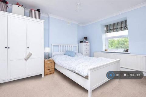 1 bedroom flat to rent, Woodfield Avenue, London, SW16