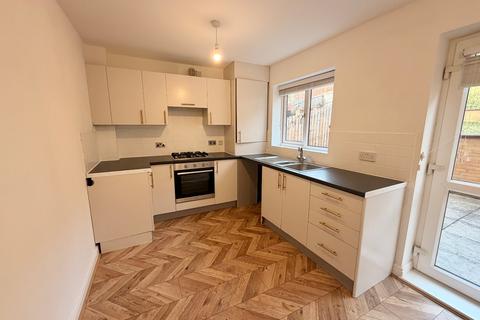 3 bedroom house to rent, Hills Close, Mexborough, South Yorkshire, S64