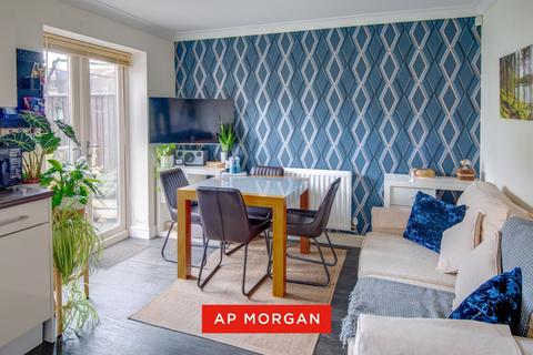 4 bedroom terraced house for sale, Regal Gardens, Bromsgrove, Worcestershire, B61