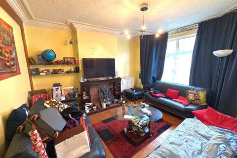 3 bedroom end of terrace house for sale, Dallow, Luton LU1