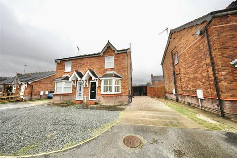 3 bedroom semi-detached house for sale, Sittingbourne Close, Hull