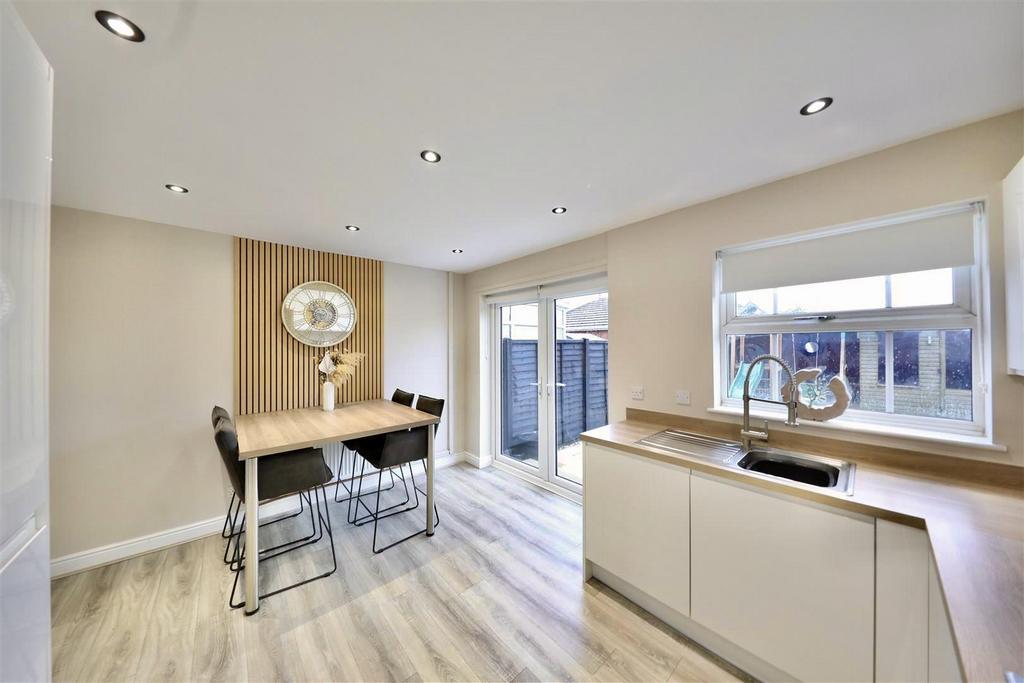 Kitchen diner