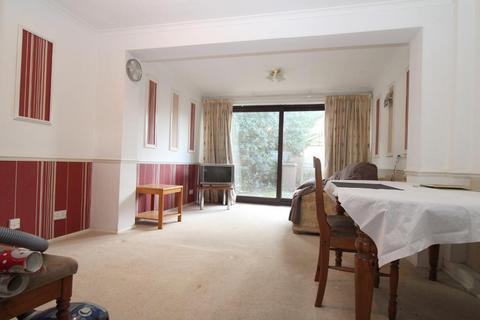 undefined, Telscombe way, Stopsley, Luton, Bedfordshire, LU2 8RB