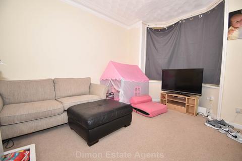 1 bedroom flat for sale, Kings Road, Gosport