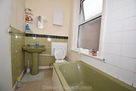 1 bedroom flat for sale, Kings Road, Gosport