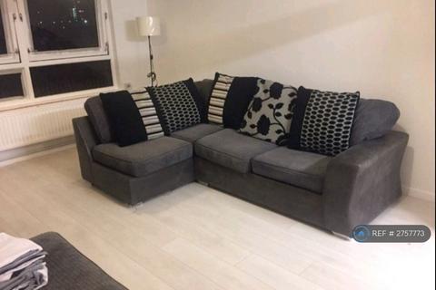 1 bedroom flat to rent, Whinchat Road, London, SE28
