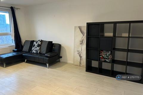 1 bedroom flat to rent, Whinchat Road, London, SE28