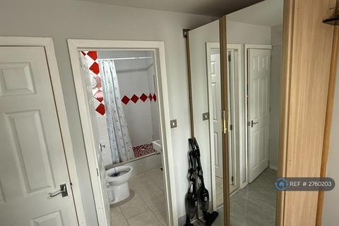 1 bedroom flat to rent, Hill House, London, SE28