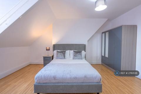 1 bedroom in a house share to rent, Brighton Grove, Newcastle Upon Tyne, NE4
