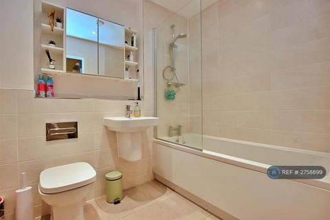 1 bedroom flat to rent, Darwin House, Borehamwood, WD6
