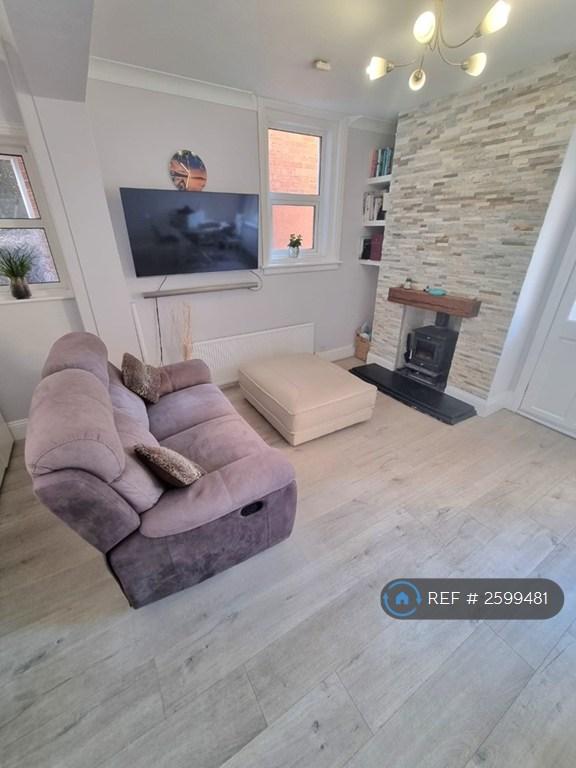 Dining / Living Room