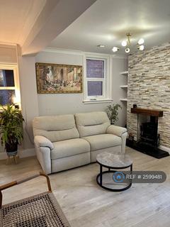4 bedroom detached house to rent, Hankinson Road, Bournemouth, BH9