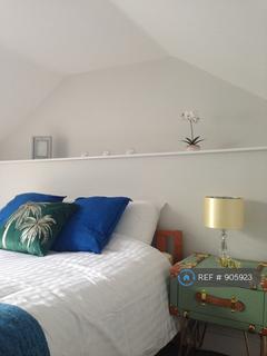 undefined, William Street, Reading, RG1