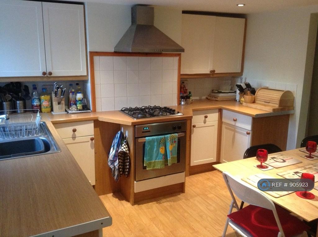 Large Kitchen / Diner