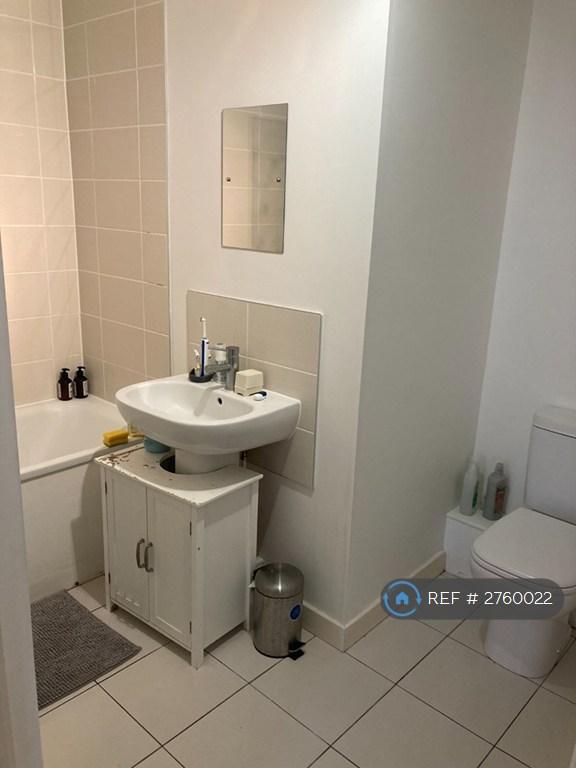 Main Bathroom