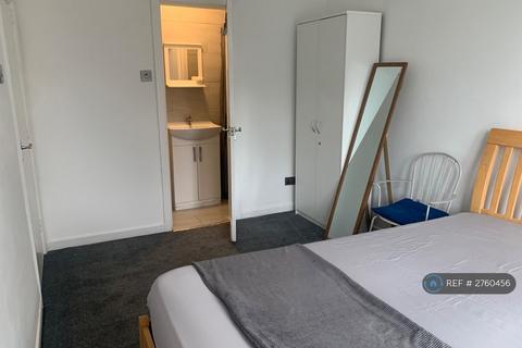 1 bedroom flat to rent, Talbot Road, Stretford, Manchester, M32