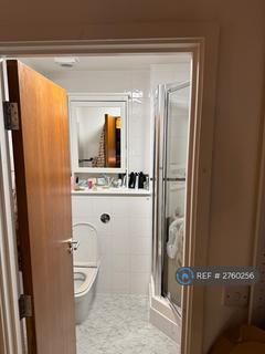 2 bedroom flat to rent, Quaker Street, London, E1