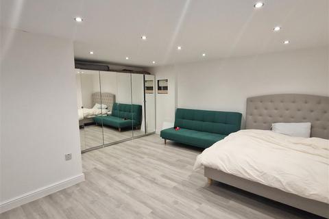 undefined, Limes Close, Bushby, Leicester