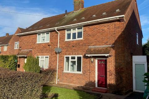 2 bedroom semi-detached house to rent, Griffiths Drive, Wolverhampton