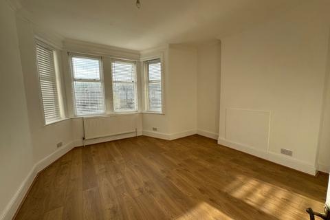 No Deposit Option, Ashgrove Road, Goodmayes, IG3