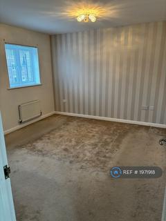 4 bedroom detached house to rent, Tuscan Road, Swindon, SN25