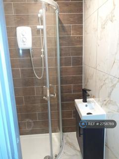Studio to rent, Broadwater Gardens, Harefield, Uxbridge, UB9