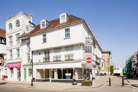 Retail property (high street) to rent, 2 Queen St Salisbury SP1 1EY