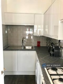 2 bedroom flat to rent, Harwood Road, London, SW6