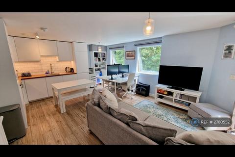 1 bedroom flat to rent, Restell Close, London, SE3