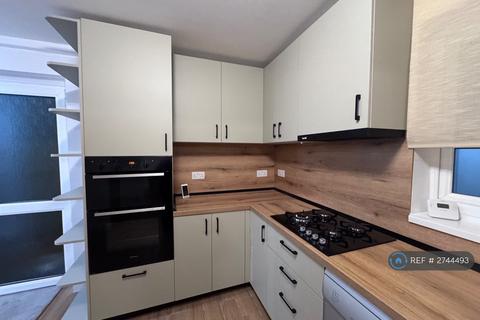 3 bedroom semi-detached house to rent, Westfield Road, Dunstable, LU6