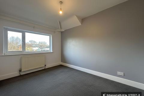 3 bedroom terraced house to rent, Sandy Lane, Warrington, WA2
