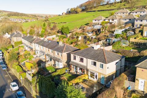 3 bedroom semi-detached house for sale, Wilmur Mount, Halifax HX2