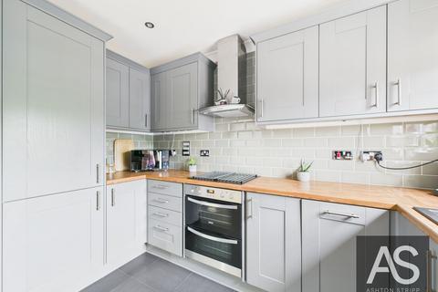 4 bedroom detached house for sale, Hastings Road, Battle, TN33