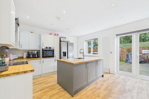 3 bedroom semi-detached house for sale, Parish Way, Bishop's Stortford CM22